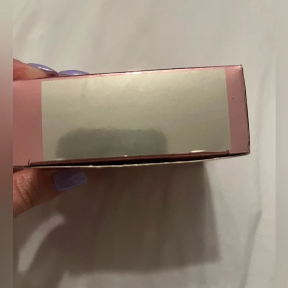 Revolution x elf jovie‎ highlighter - Picture 7 of 9